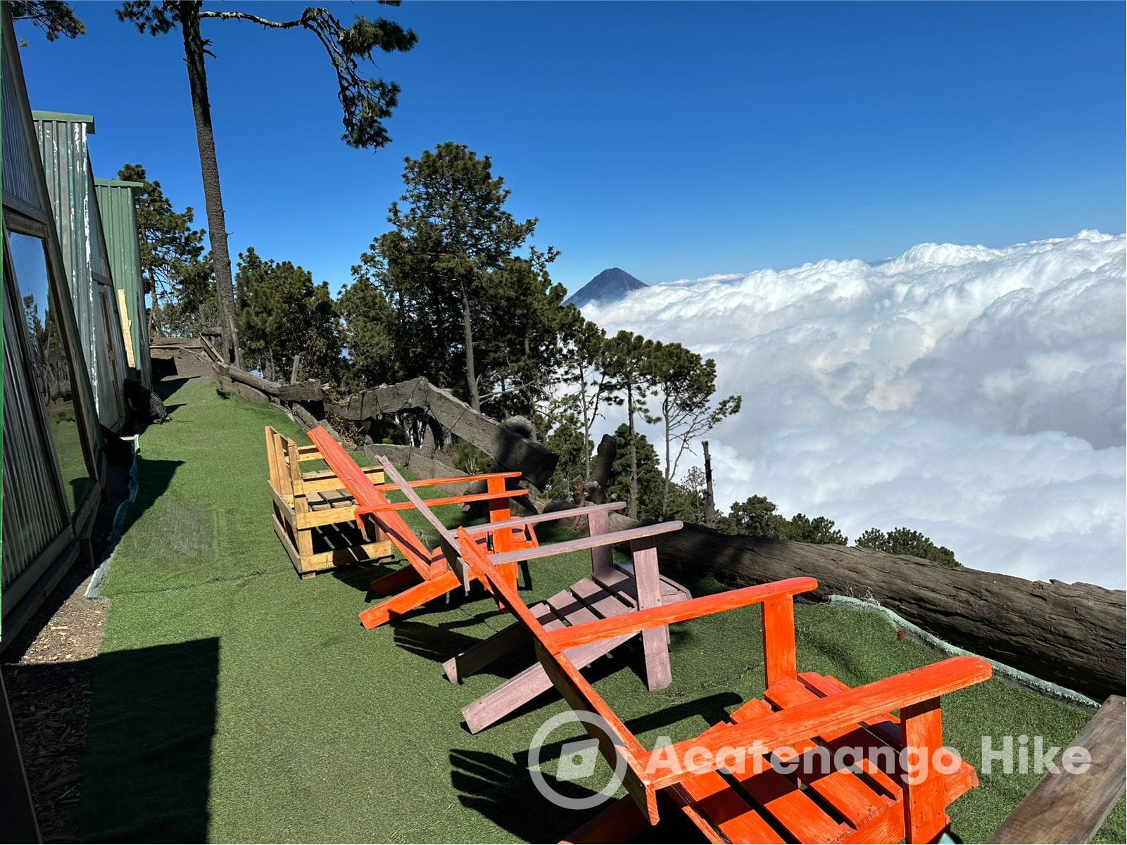 acatenango-volcano-view-chairs-glamping-summit-camp-1